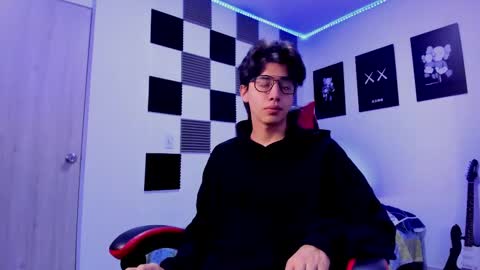 Snapshot of alan_boy01 chatting on October 2025 11:31:01 AM Alan Boy online show from October 2025 11:31:01 AM