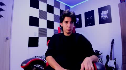 Snapshot of alan_boy01 chatting on October 2025 11:44:02 AM Alan Boy online show from October 2025 11:44:02 AM