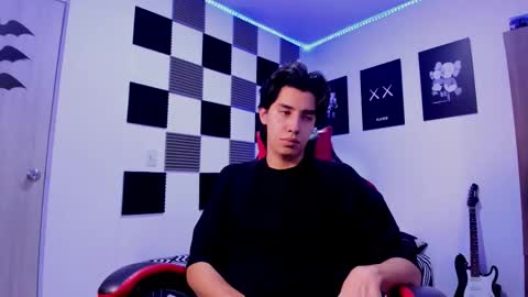 Snapshot of alan_boy01 chatting on November 2025 10:59:01 AM Alan Boy online show from November 2025 10:59:01 AM