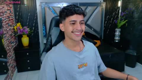 Snapshot of alan_del_reyx chatting on September 2025 07:13:02 AM ALAN DEL REY online show from September 2025 07:13:02 AM