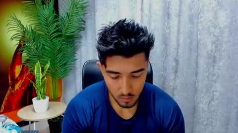 Snapshot of alan_greek_1 chatting on May 2026 01:50:01 PM Alan greek online show from May 2026 01:50:01 PM