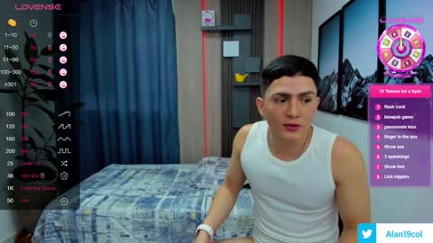 Snapshot of alan_nd_kevin chatting on January 2025 11:33:01 AM Alan  Kevin can we reach 100 thumbs up please guys  online show from January 2025 11:33:01 AM