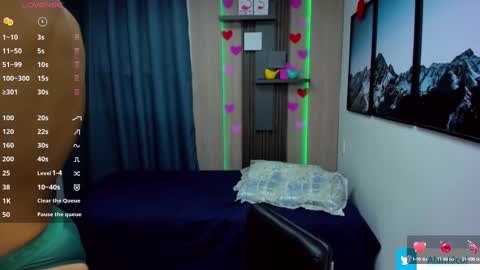 Snapshot of alan_nd_kevin chatting on February 2025 11:38:02 AM Alan  Kevin can we reach 100 thumbs up please guys  online show from February 2025 11:38:02 AM