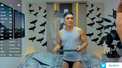 Snapshot of alan_nd_kevin chatting on October 2025 07:15:01 PM Alan  Kevin can we reach 100 thumbs up please guys  online show from October 2025 07:15:01 PM