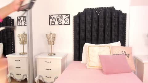 Snapshot of alana_2916 chatting on February 2025 07:18:02 PM alana_2916 online show from February 2025 07:18:02 PM