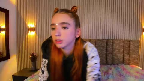 A L A N A  online show from February 2025 03:10:01 PM