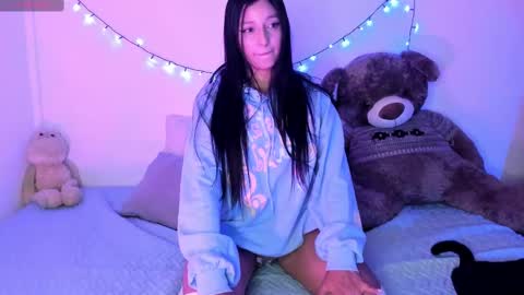 Snapshot of alana_77 chatting on January 2025 04:47:01 AM Alana online show from January 2025 04:47:01 AM