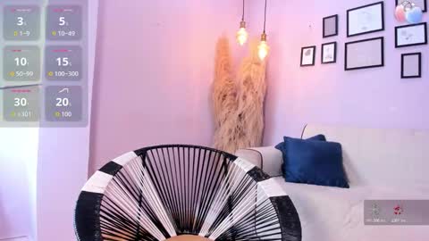 Snapshot of alana__rossetti chatting on November 2025 12:27:02 PM Alana online show from November 2025 12:27:02 PM