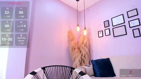 Snapshot of alana__rossetti chatting on December 2025 12:42:02 PM Alana online show from December 2025 12:42:02 PM