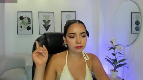 alana  online show from April 2026 08:36:02 PM