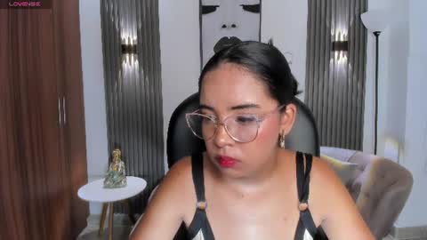 Snapshot of alana_martiins chatting on July 2026 07:19:02 PM alana online show from July 2026 07:19:02 PM