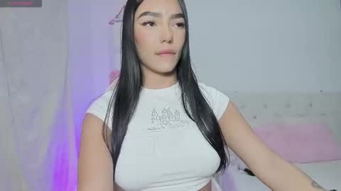Snapshot of alana_ponse chatting on January 2026 03:00:01 AM Alana. online show from January 2026 03:00:01 AM