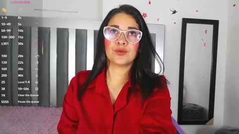 Alana  online show from November 2025 11:56:02 AM