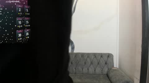 alanabelucci online show from April 2026 12:33:01 PM