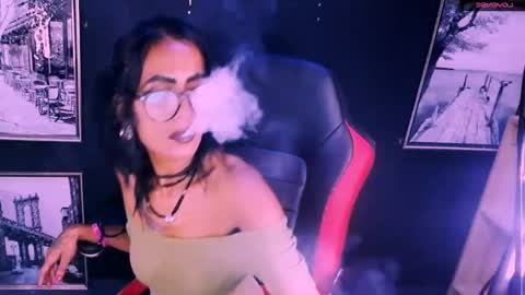 alanadelray online show from November 2025 07:20:01 AM