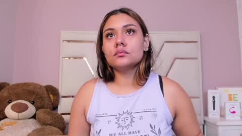 alanarousse_ online show from May 2026 12:13:02 PM