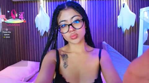 Sasha online show from October 2025 03:43:01 AM