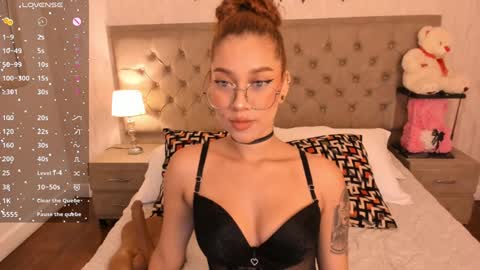 Snapshot of alanaxbrown chatting on December 2024 12:11:01 PM Tell me Alana online show from December 2024 12:11:01 PM