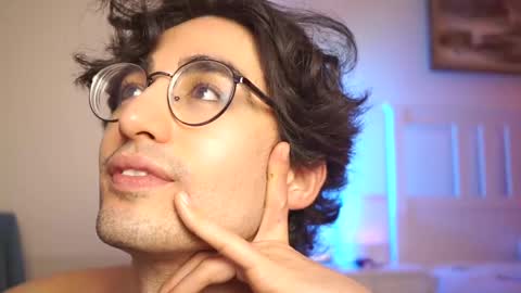 idenavarre online show from February 2025 01:24:01 AM