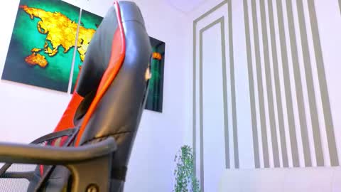 Snapshot of alanferrer chatting on December 2025 10:35:01 AM Alan Ferrer online show from December 2025 10:35:01 AM