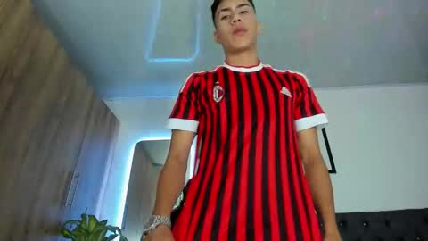 Snapshot of alannaughty_ chatting on November 2025 12:24:01 AM alannaughty_ online show from November 2025 12:24:01 AM