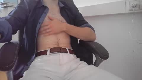 Snapshot of alaricsilberwald chatting on May 2026 08:11:01 AM alaric online show from May 2026 08:11:01 AM