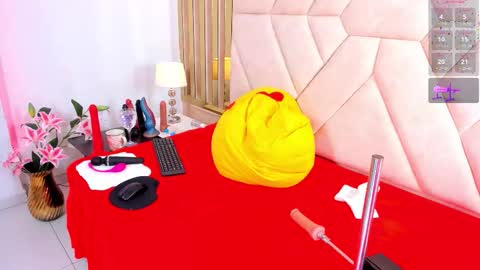 Alazsanna online show from January 2026 10:48:01 PM