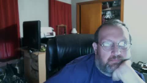 Snapshot of alberik2316 chatting on December 2024 09:00:02 PM Alberik online show from December 2024 09:00:02 PM