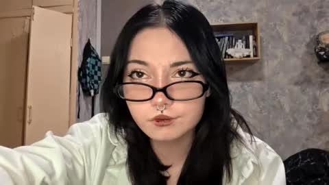 Snapshot of alberthamazierski chatting on November 2025 03:55:02 PM Im Katrina online show from November 2025 03:55:02 PM