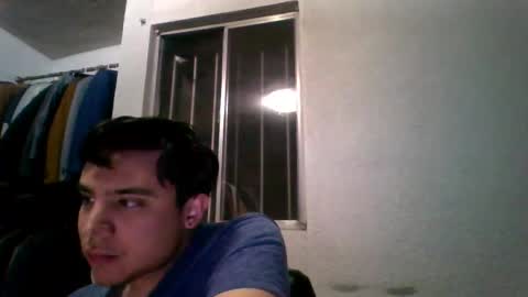 albertoarenas16 online show from April 2026 02:28:02 AM