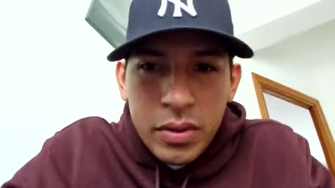 Snapshot of albertojosegonzalezlago chatting on November 2025 12:07:02 PM albertojosegonzalezlago online show from November 2025 12:07:02 PM