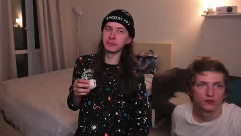 Albert You can ------------ support me at  online show from September 2025 11:29:02 PM