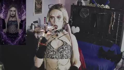 Snapshot of alchemymistic chatting on May 2026 10:58:01 PM Mistic witch online show from May 2026 10:58:01 PM
