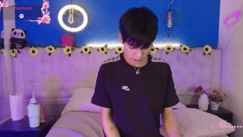 ale_aurarashi online show from April 2026 07:39:01 AM