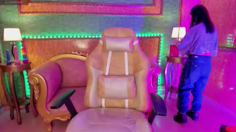 Snapshot of ale_sweety_ chatting on October 2025 12:09:02 PM Aleja Online GTM-5 700 1400 online show from October 2025 12:09:02 PM