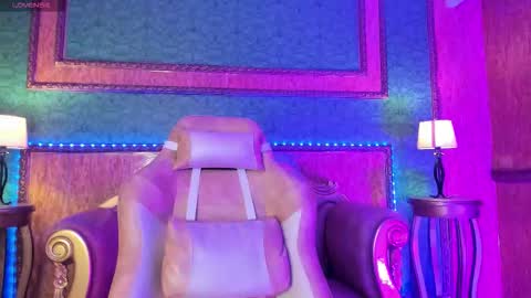 Snapshot of ale_sweety_ chatting on November 2025 12:37:02 PM Aleja Online GTM-5 700 1400 online show from November 2025 12:37:02 PM