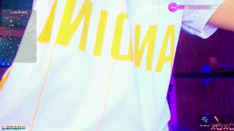 Snapshot of ale_sweety_ chatting on November 2025 12:27:02 PM Aleja Online GTM-5 700 1400 online show from November 2025 12:27:02 PM