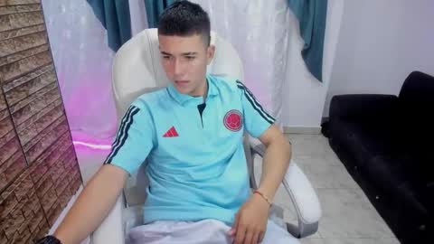 Aleck Boy online show from October 2025 07:32:01 PM