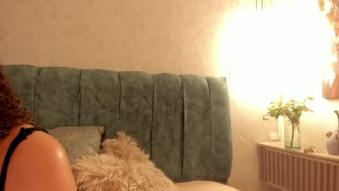 Aleera online show from March 2026 07:58:01 PM