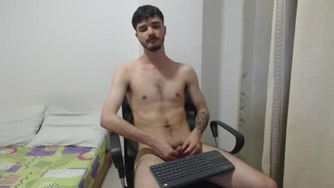 Snapshot of aleex_miller chatting on December 2025 08:07:02 AM aleex_miller online show from December 2025 08:07:02 AM