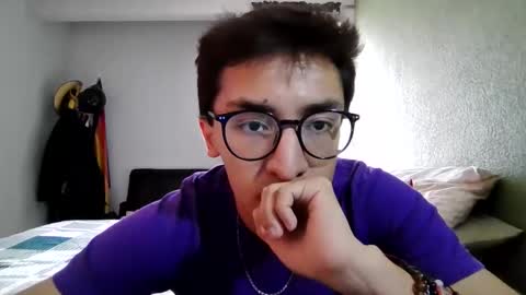 aleexrune online show from December 2025 08:50:02 PM