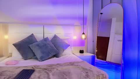 Alehia Cute online show from November 2025 01:17:02 AM