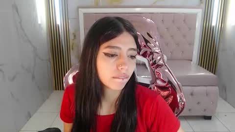 Snapshot of alehp_rose_s chatting on November 2025 01:10:01 PM Ale online show from November 2025 01:10:01 PM