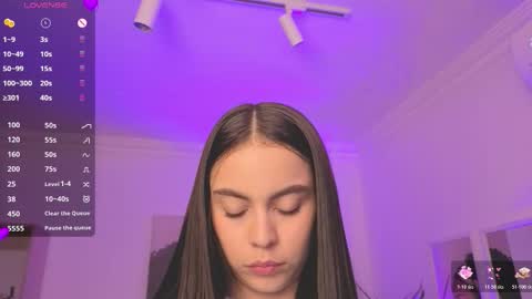 Alejandra online show from March 2026 11:28:02 AM