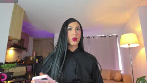 A L E J A N D R A online show from January 2026 08:00:01 PM