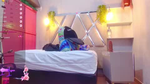 alejandra martins online show from November 2025 03:39:01 AM