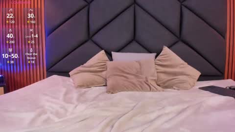 Aleja  online show from February 2025 12:15:01 AM