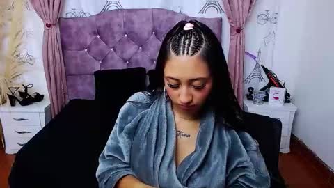 Snapshot of alejandracastr chatting on October 2025 11:29:01 AM ALEJANDRA online show from October 2025 11:29:01 AM