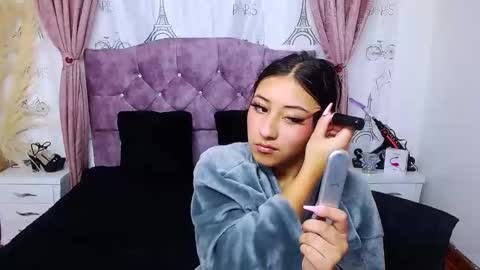 Snapshot of alejandracastr chatting on October 2025 11:23:02 AM ALEJANDRA online show from October 2025 11:23:02 AM