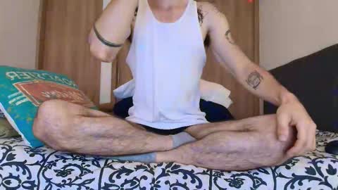 Alejandro Hernndez online show from November 2025 05:02:01 PM